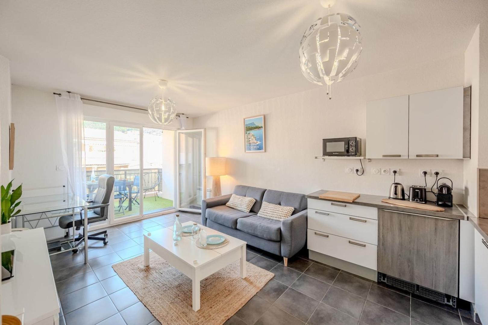 Le Neroli T2 Dernier Etage Avec Terrasse Et Garage Apartment Toulon Luaran gambar